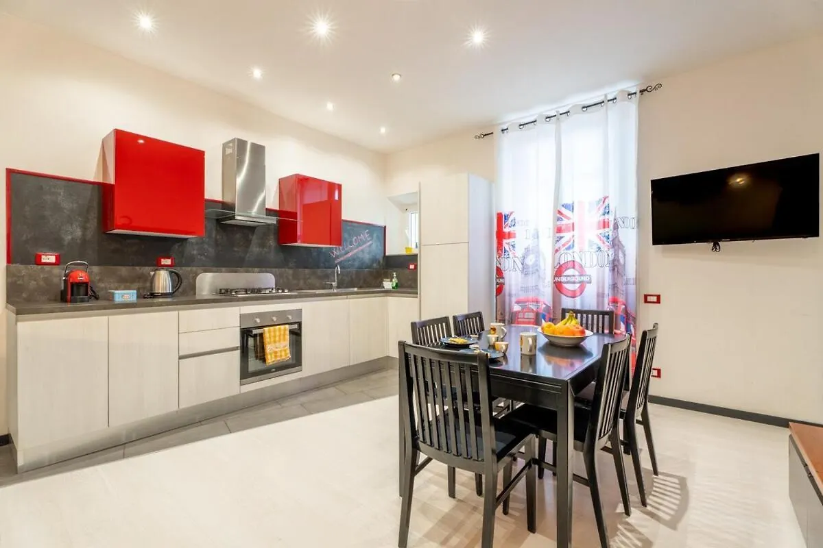 Apartment La Casa Del Lubra - A 2 Passi Dalla Stazione E Dal Porto Piombino